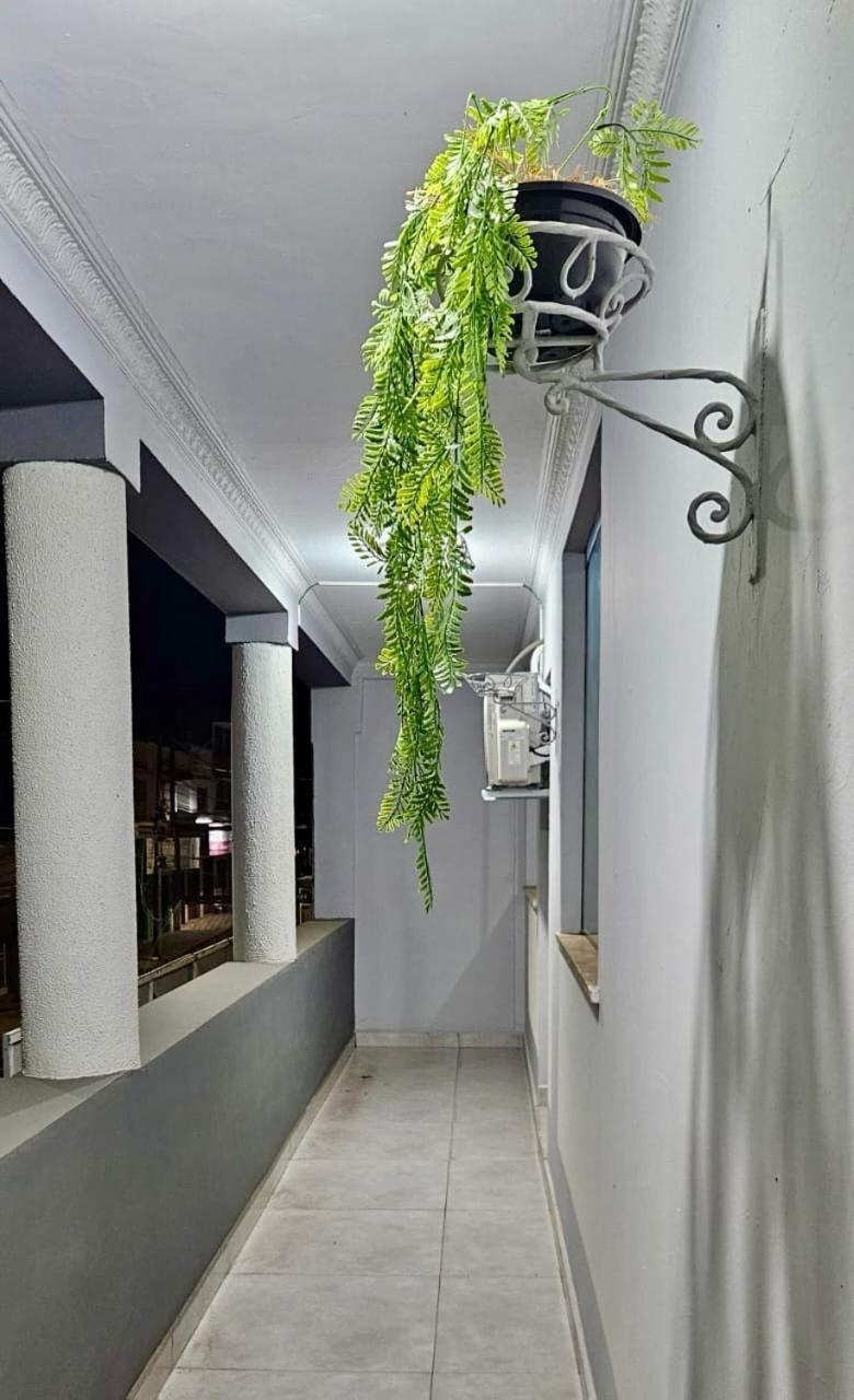 Sb Hospedaria Pousada Убераба Екстер'єр фото